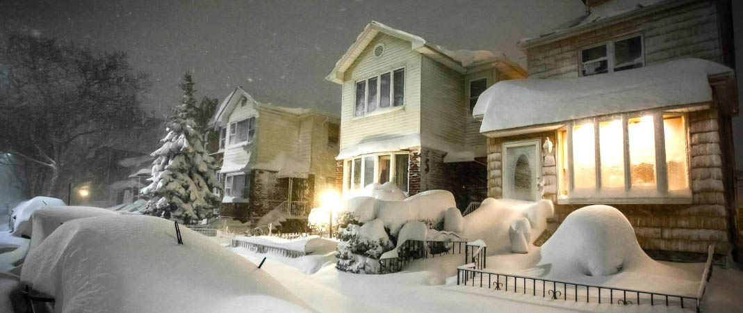 Snow Covered Lawn - Snow Removal in Pleasant Hill, IA